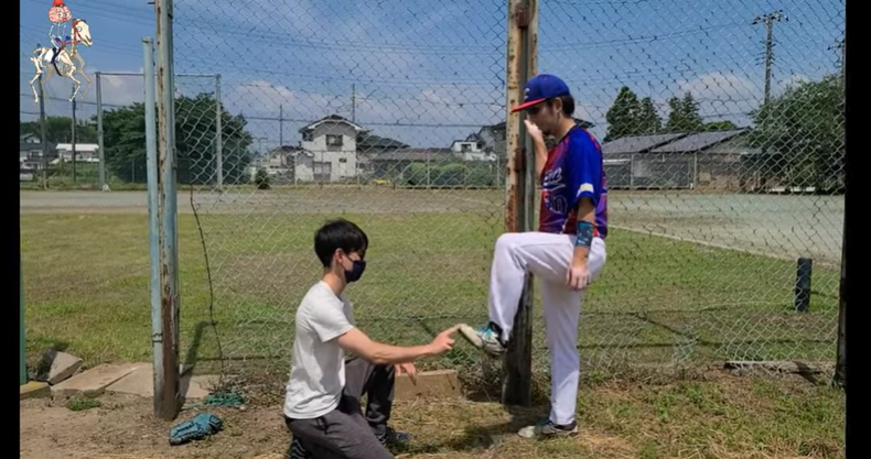 【驚愕】10年続く野球肩の治し方は、股関節を動かす事だった。