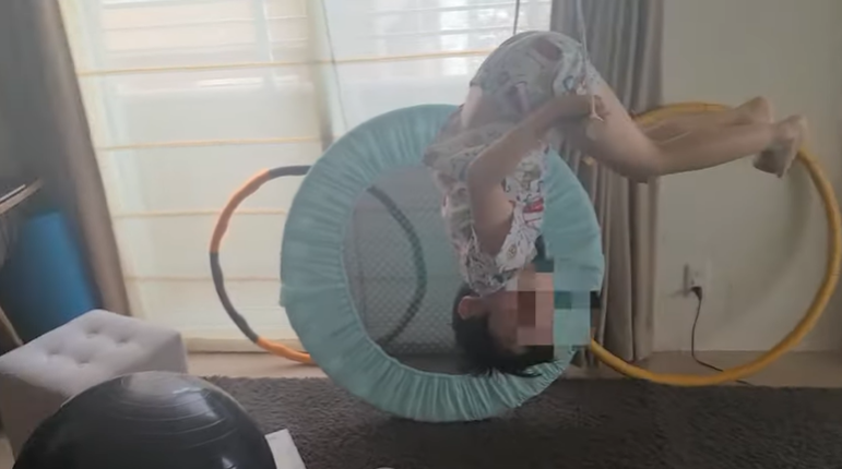 【悲報】アスレチックリビングで起きた悲劇とは……