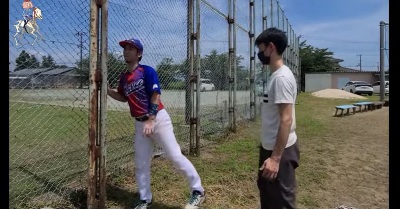 【驚愕】10年続く野球肩の治し方は、股関節を動かす事だった。